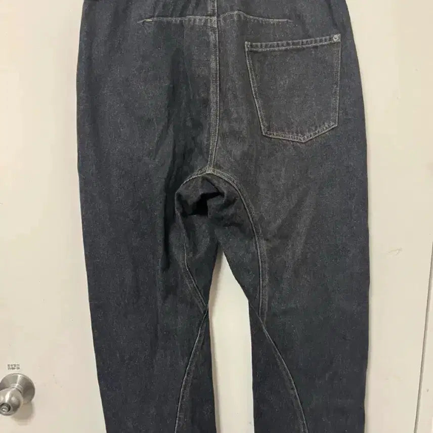 [BUNJANG] Public Figure Engineered Denim Wide Black Jeans / (3) 퍼블릭피겨 엔지니어드 데님 와이드 흑청