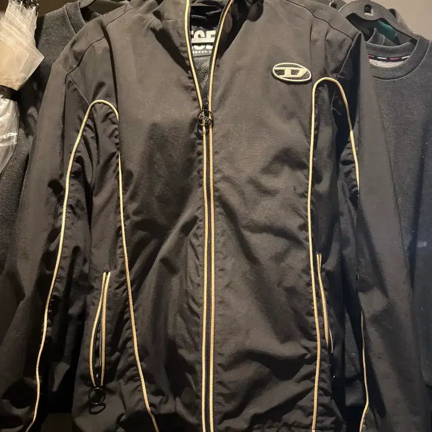 [BUNJANG] Diesel Blackwindbreaker Jacket / 디젤 블랙윈드브레이커 자켓