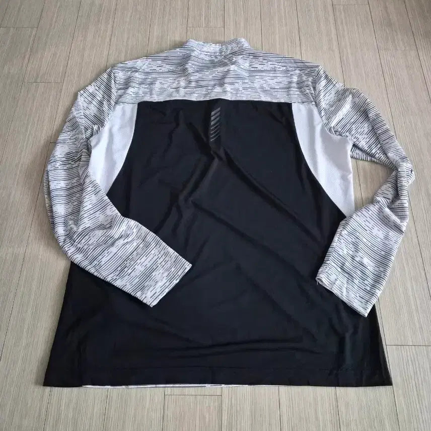 [BUNJANG] K2 Striped Functional Long-Sleeve T-Shirt Size 105 / K2 스트라이프 기능성 긴팔 티셔츠 105