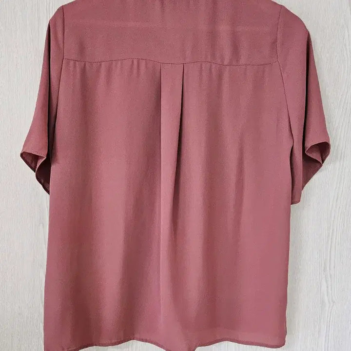 [SOLD OUT] (특가세일)2가지색 블라우스  새상품