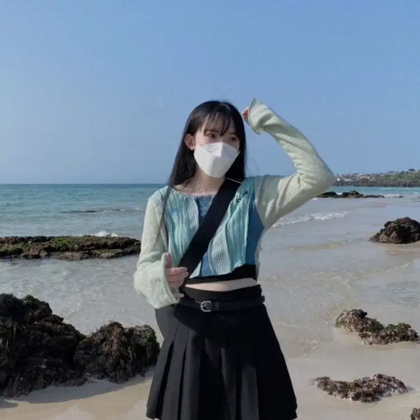 [BUNJANG] 오드원아웃 패치워크 니트 크롭 투피스 세트 셋업 / 오드원아웃 패치워크 니트 크롭 투피스 세트 셋업