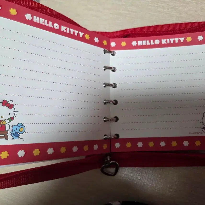 [BUNJANG] Hello Kitty 6-Ring Diary / 헬로키티 6공 다이어리