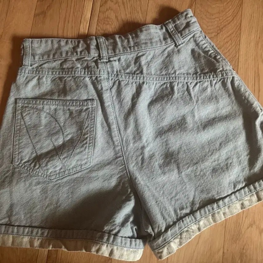 [SOLD OUT] DEWL 듀엘 핫팬츠 연청 데님 반바지