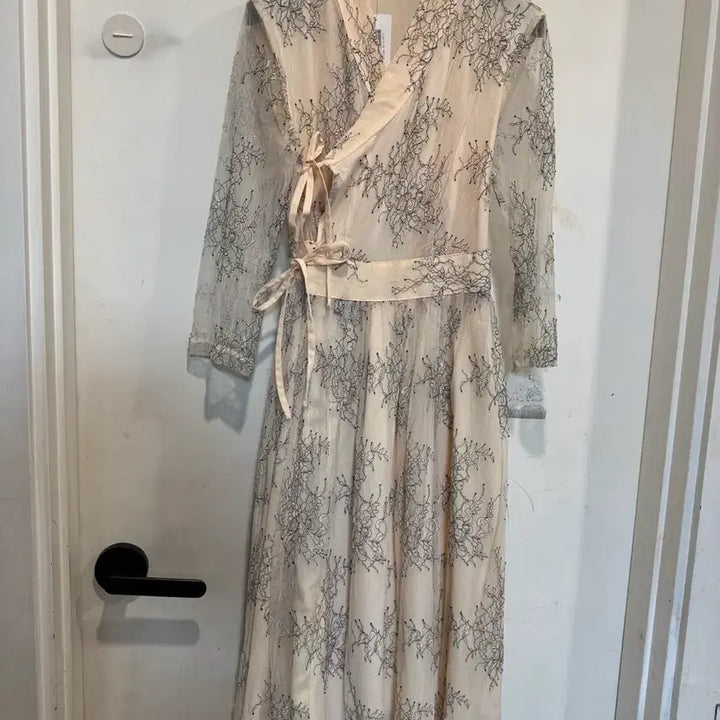 [BUNJANG] Chic Line Cheollik Dress / 새상품 시크라인 철릭 원피스