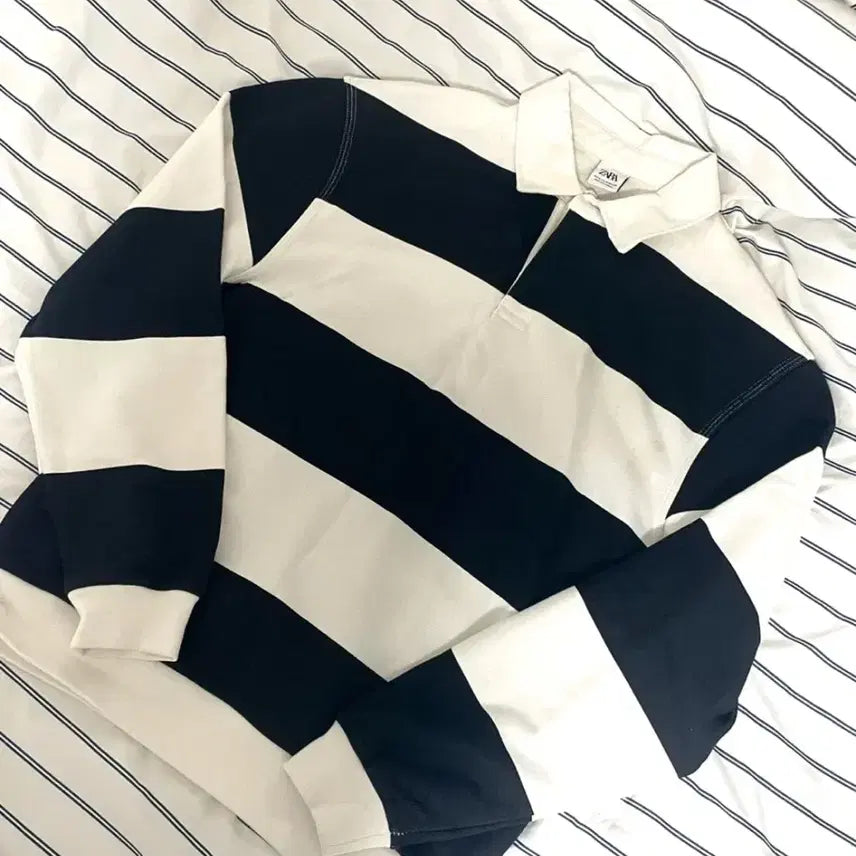[BUNJANG] Zara Striped Rugby T-Shirt / ZARA 스트라이프 럭비 티셔츠
