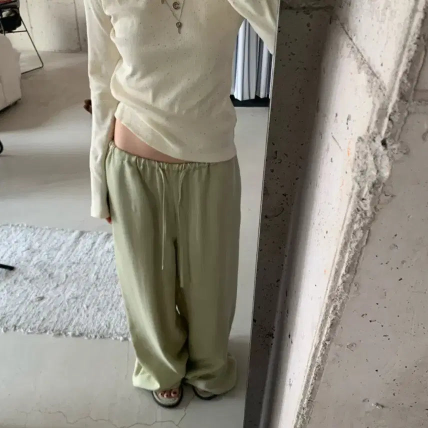 [BUNJANG] Pippin Shop Markdly Summer Top / 피핀샵 마크들리