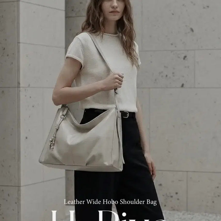 [BUNJANG] Hazzys Genuine Leather Hobo Bag M Size / [새상품] 헤지스 소가죽 숄더백 M 사이즈 (정가398,000)
