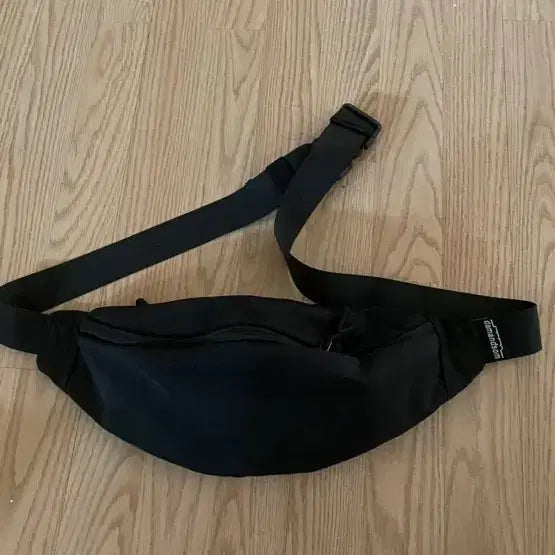 [BUNJANG] Anti-Theft Travel Chest &amp; Calf Bag Set / 여행용 가슴가방+종아리 가방