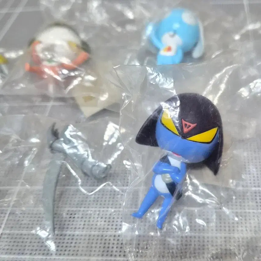 [BUNJANG] Bandai Keroro Hoshi Gekijo Version 5-Piece Figure Set / 캬라셀 피규어 가루루 타루루 조루루 토로로 케로로 대위