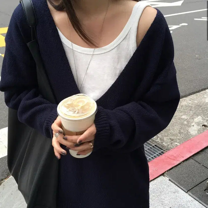 [BUNJANG] YE Mellow Deep V-Neck Knit Navy / YE 와이이 멜로우 딥브이넥니트 whye