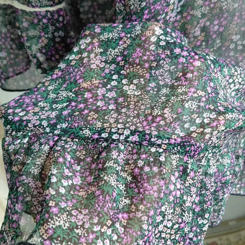 [BUNJANG] Japanese Vintage Flower Pattern Chiffon Blouse with Tie Detail (Free Size) / [일본빈티지] 플라워 패턴 시폰 블라우스 끈 장식 Free