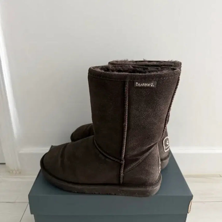[BUNJANG] BearPaw Middle Ugg Boots Chocolate / 베어파우 미들 어그부츠 230