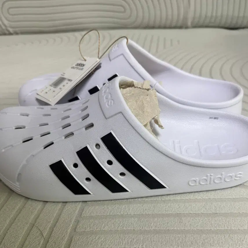 [SOLD OUT] [새상품] 아디다스 아딜렛 클로그 285