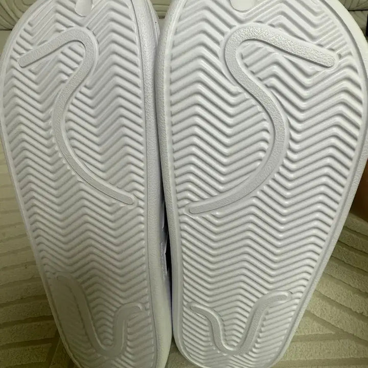 [SOLD OUT] [새상품] 아디다스 아딜렛 클로그 285
