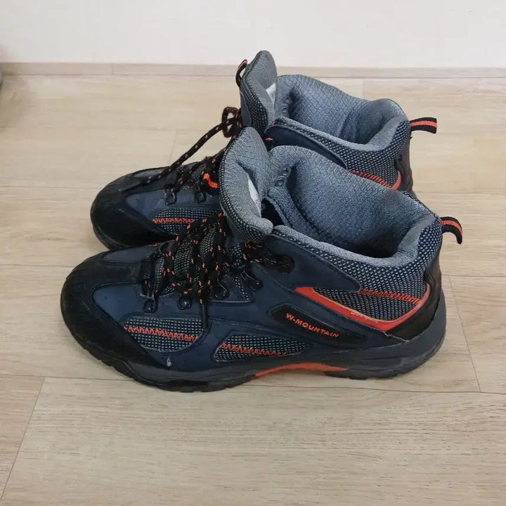 [BUNJANG] Pro-Worldcup Hiking Boots 265 / 등산화 프로월드컵 265