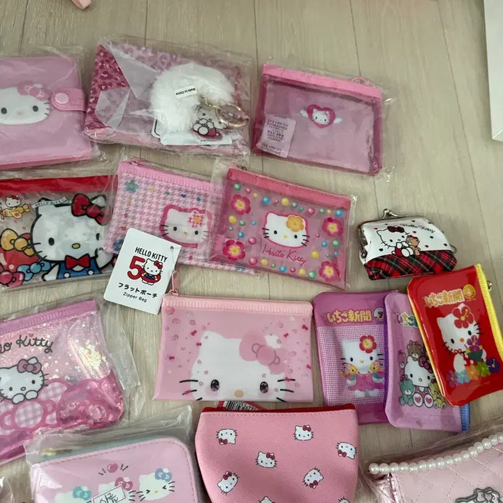 [BUNJANG] Hello Kitty Pouch/Wallet/Coin Purse Collection / 헬로키티 파우치/지갑/동전지갑 모음