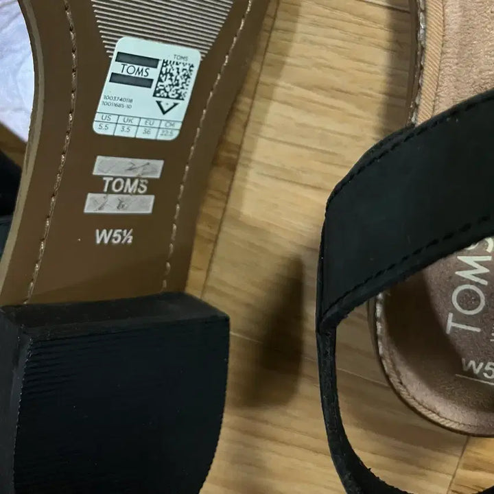 [BUNJANG] Toms Black Sandals Women&