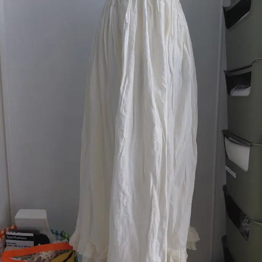 [BUNJANG] Vintage Ivory Lace Tiered Maxi Skirt / [빈티지] 아이보리 롱 스커트 레이스 캉캉 치마