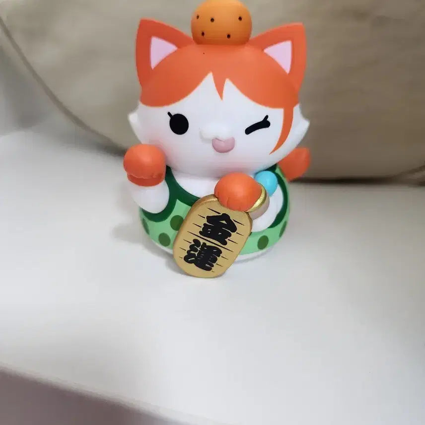 [BUNJANG] One Piece Megahouse Maneki-neko Nami Figure / 원피스 메가캣 마네키네코 (나미)