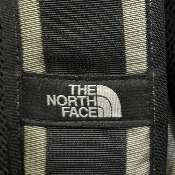 [BUNJANG] The North Face Sling Bag / 노스페이스 슬링백 가방