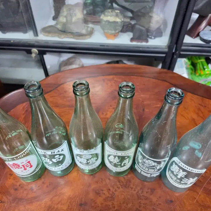 [BUNJANG] Vintage Soju Bottles (4 Ho) / 4홉 소주병