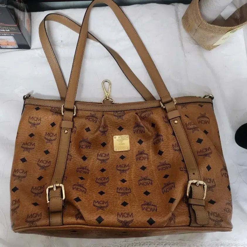 [BUNJANG] MCM Visetos Monogram Leather Shopper Tote Bag / 정품 MCM 비세토스 모노그램 레더 쇼퍼백 토트백.숄더백.크로스백