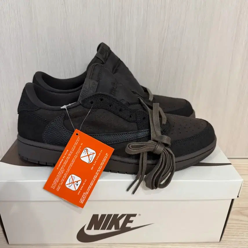 [SOLD OUT] 나이키 조던1 트래비스 스캇 로우 벨벳 브라운 270
