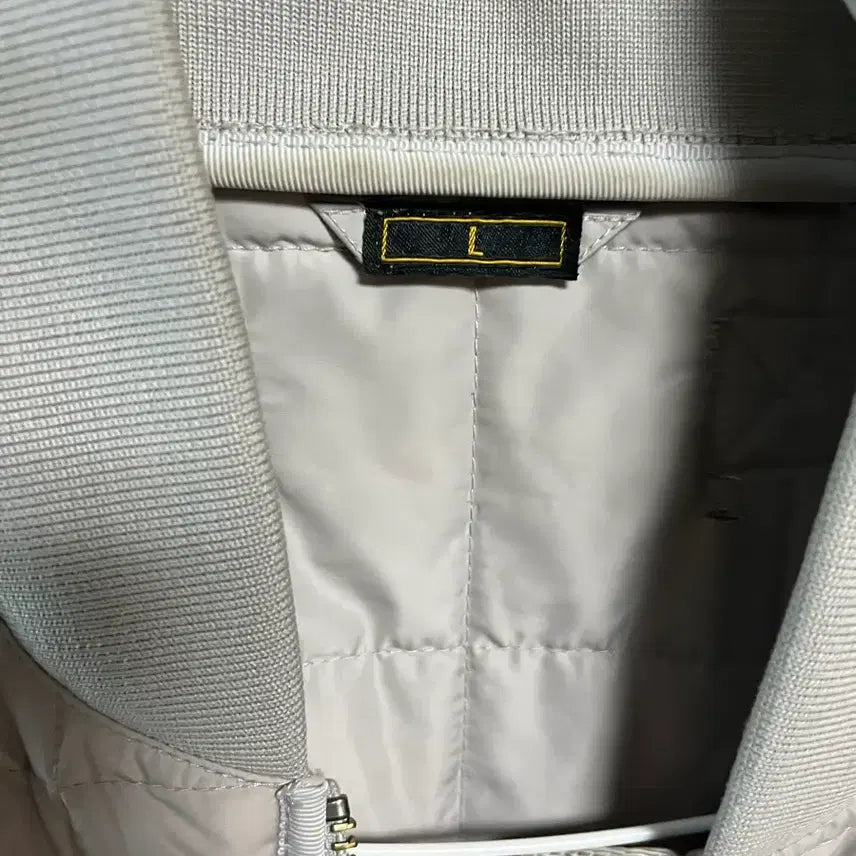 [BUNJANG] WIGGYS Quilted Jacket Light Gray L / WIGGYS 퀼팅 자켓 라이트그레이 L