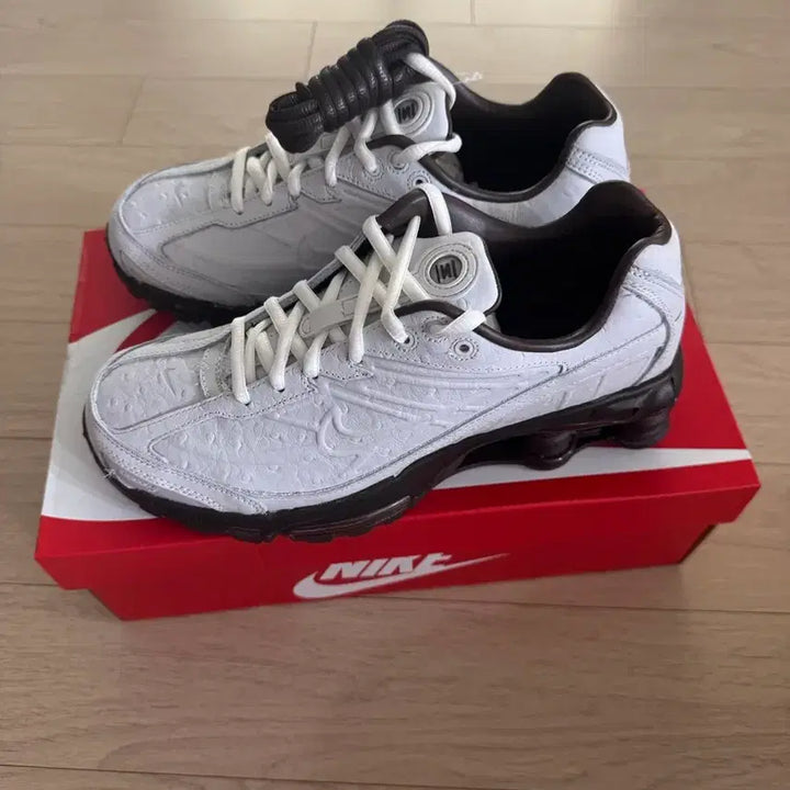 [BUNJANG] Nike Shox Ride 2 Off-White Sneakers / 나이키 샥스 라이드2 오프화이트 운동화 새상품