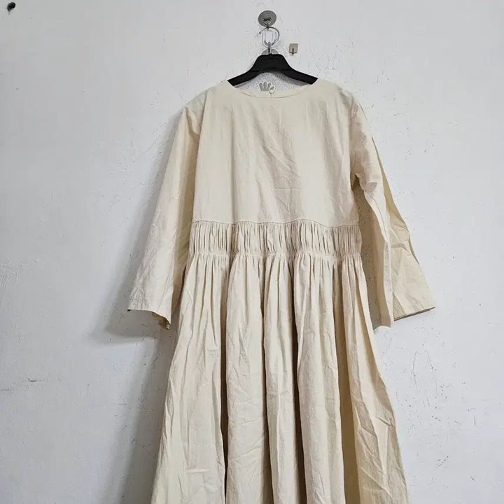 [BUNJANG] Ivory Long Dress / 아이보리 롱 원피스 셔링 FREE
