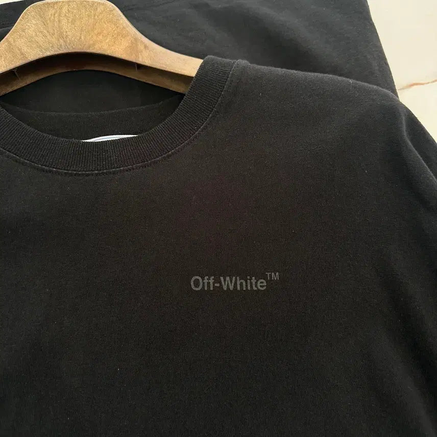 [SOLD OUT] 오프화이트 디아그 반팔티 오버핏 s