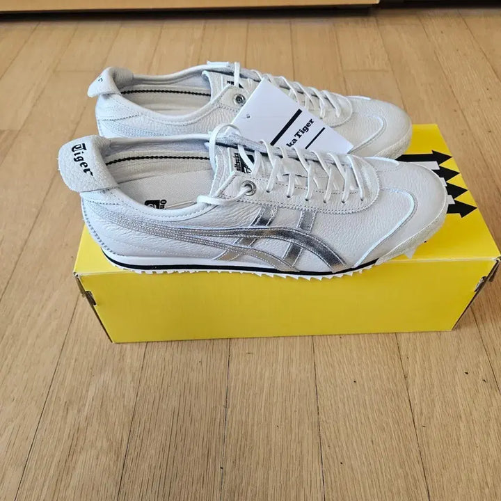 [BUNJANG] Onitsuka Tiger Mexico 66 SD Birch Silver Sneakers / 오니츠카타이거 멕시코66 SD 버치 실버 1183A592-200 새제품