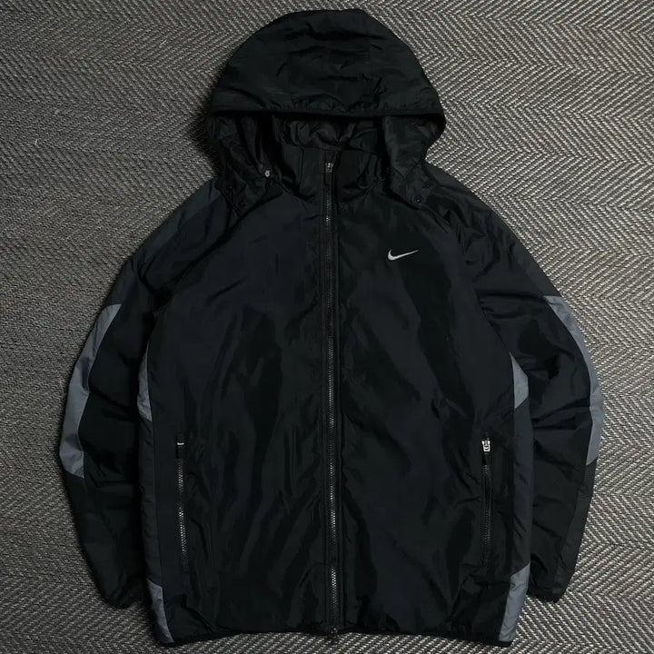 [BUNJANG] Nike Swoosh Storm-FIT Colorblock Hooded Windbreaker / 나이키 스우시 스톰핏 배색 디테일 후드 바람막이o 5396