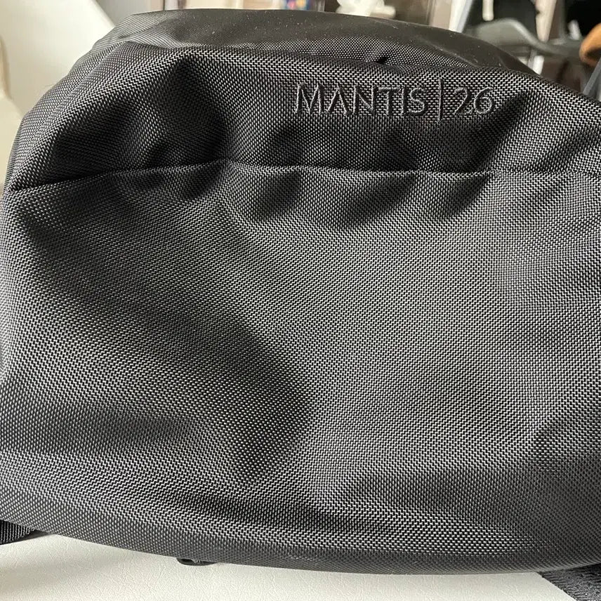 [SOLD OUT] 아크테릭스 맨티스 26 블랙 구형로고