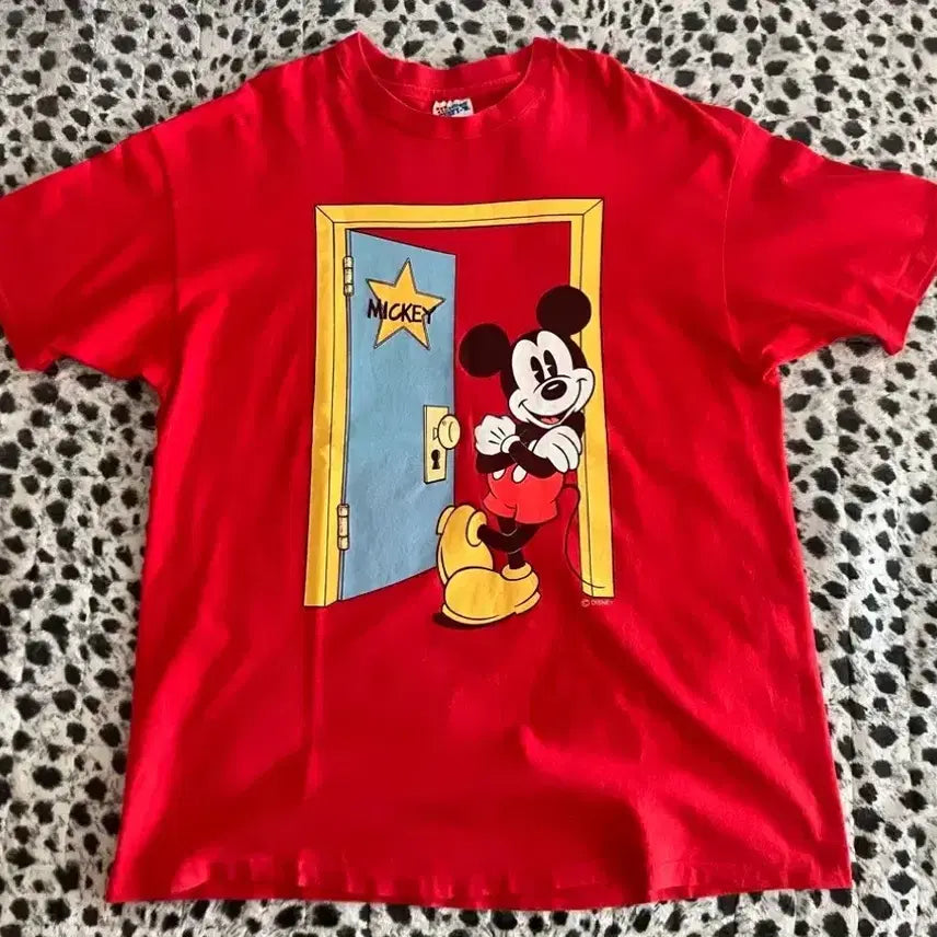 [SOLD OUT] 빈티지 USA 90s Hanes 헤인즈 미키마우스 싱글스티치 티셔츠 XL