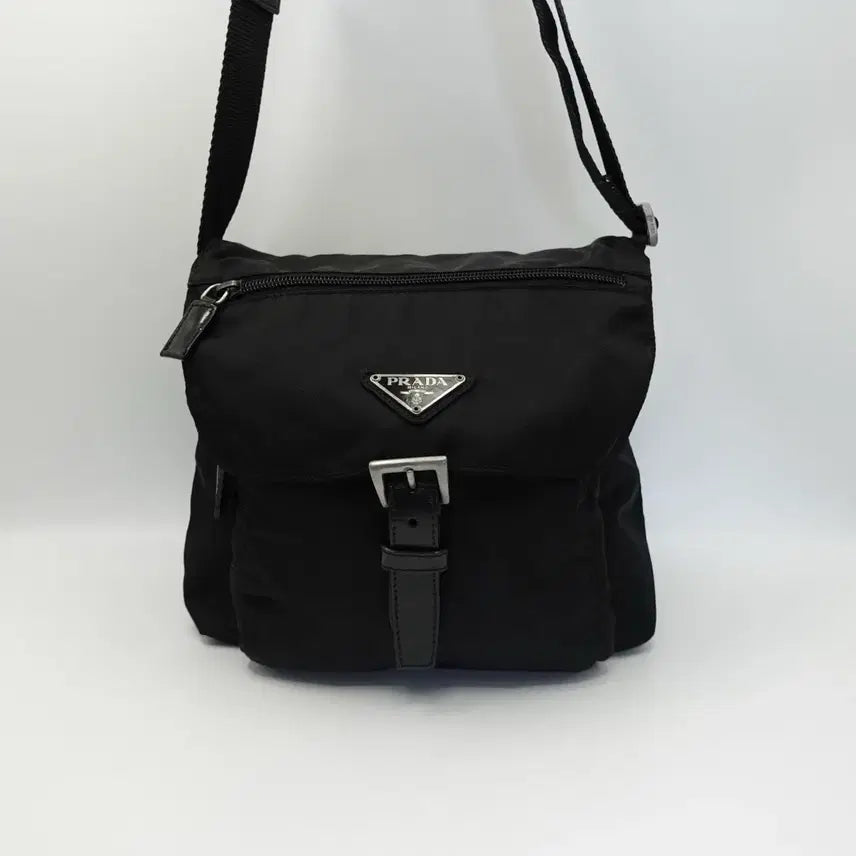 [BUNJANG] Prada Nylon Messenger Bag - Black / [정품]프라다 나일론 크로스백 메신저백 주우재백 _ 001