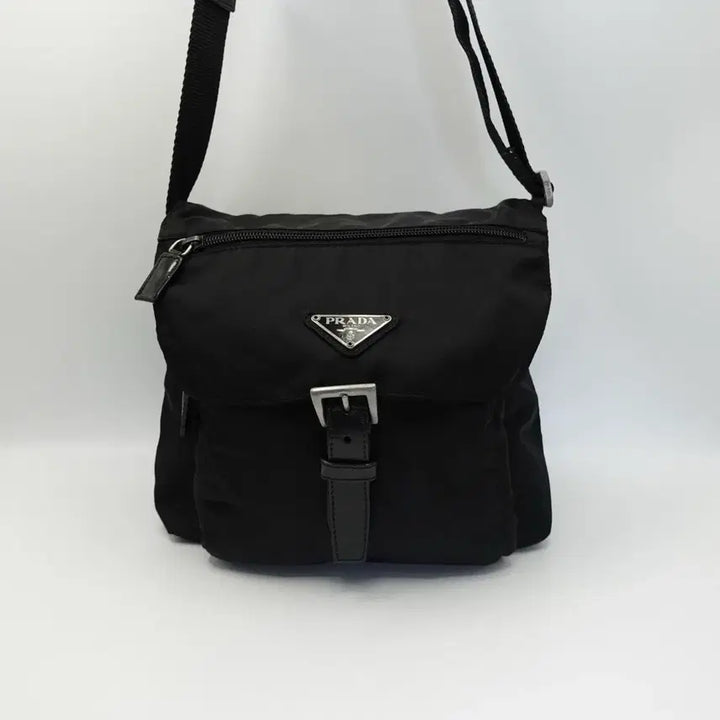 [BUNJANG] Prada Nylon Messenger Bag - Black / [정품]프라다 나일론 크로스백 메신저백 주우재백 _ 001