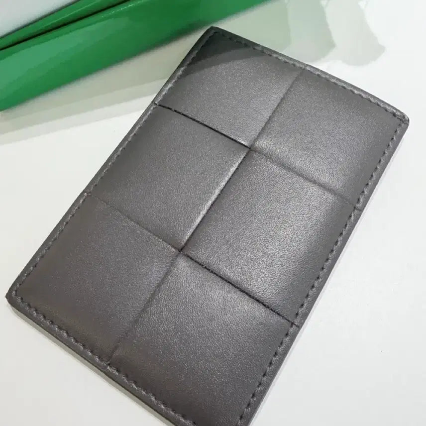 [BUNJANG] Bottega Veneta Cassette Card Wallet - Gray / 보테가베네타 카세트 카드지갑 진그레이