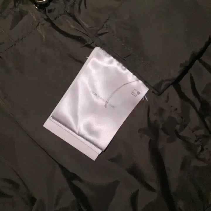 [BUNJANG] Moncler Windbreaker 14Y / 몽클레어 바람막이