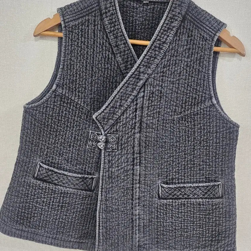 [BUNJANG] Unbranded Quilted Vest - China Collar - Gray - Small / 누빔 조끼 차이나넥 스타일 그레이 소 생활한복
