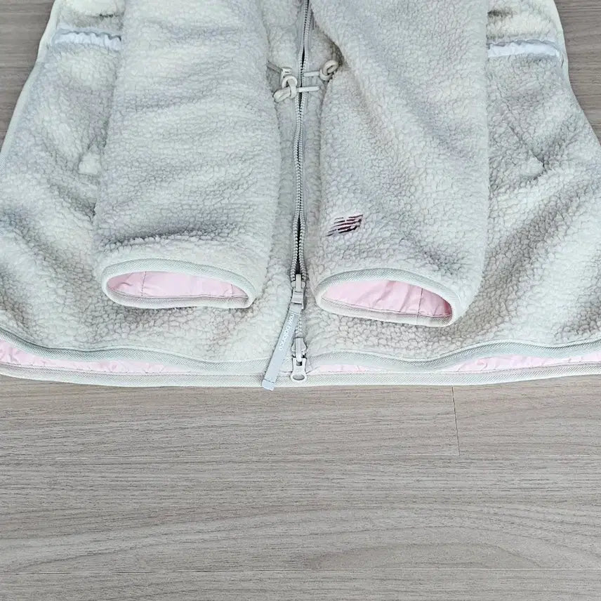 [SOLD OUT] (새상품급)(시착제품)(여성용)(뉴발란스) 플리스 양면/뽀글이 자켓