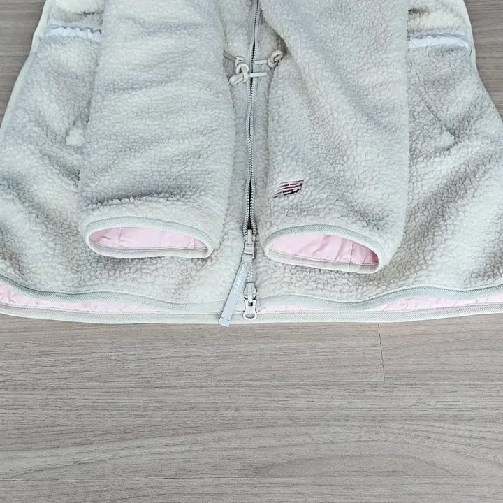 [SOLD OUT] (새상품급)(시착제품)(여성용)(뉴발란스) 플리스 양면/뽀글이 자켓