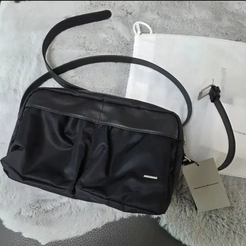 [SOLD OUT] 월스와일무브먼트 버크백 블랙