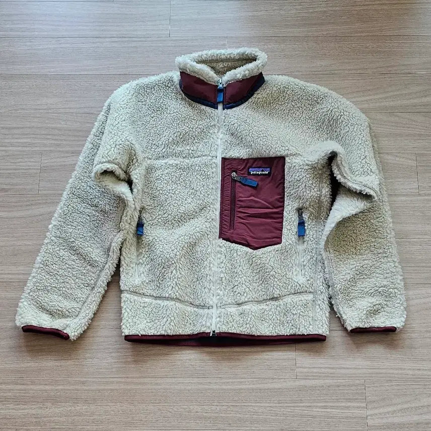 [SOLD OUT] (새상품)(정품)(선물)(Patagonia)파타고니아 양털/뽀글이 점퍼