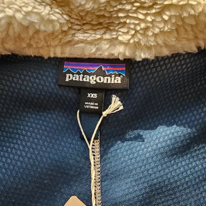 [SOLD OUT] (새상품)(정품)(선물)(Patagonia)파타고니아 양털/뽀글이 점퍼