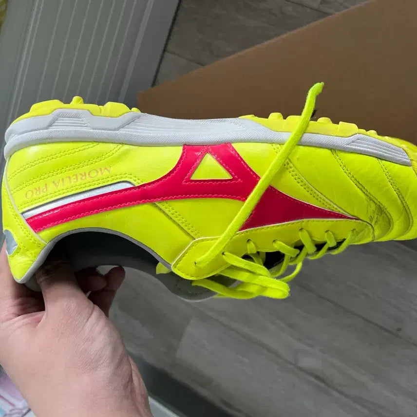 [BUNJANG] Mizuno Morelia 2 Pro TF Soccer Cleats / 미즈노 모렐리아 2 프로 as TF