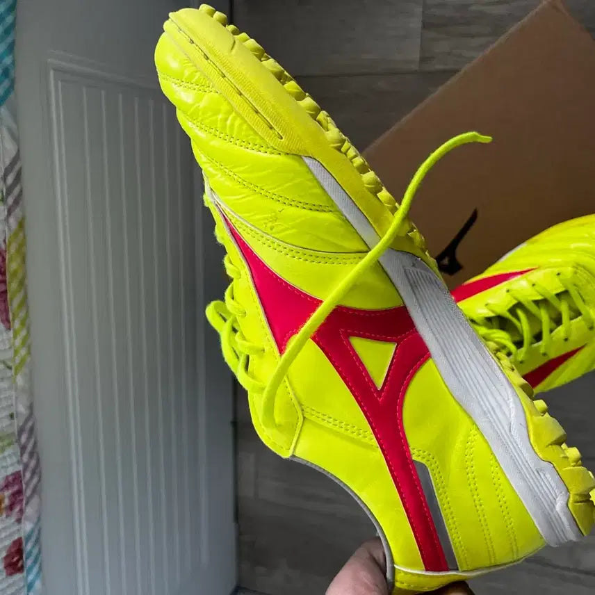 [BUNJANG] Mizuno Morelia 2 Pro TF Soccer Cleats / 미즈노 모렐리아 2 프로 as TF