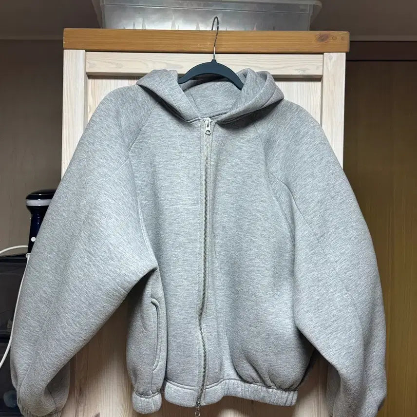 [BUNJANG] FINE.O Neoprene Crop Hoodie Zip-up / 파인오 네오프렌 크롭 후드 집업