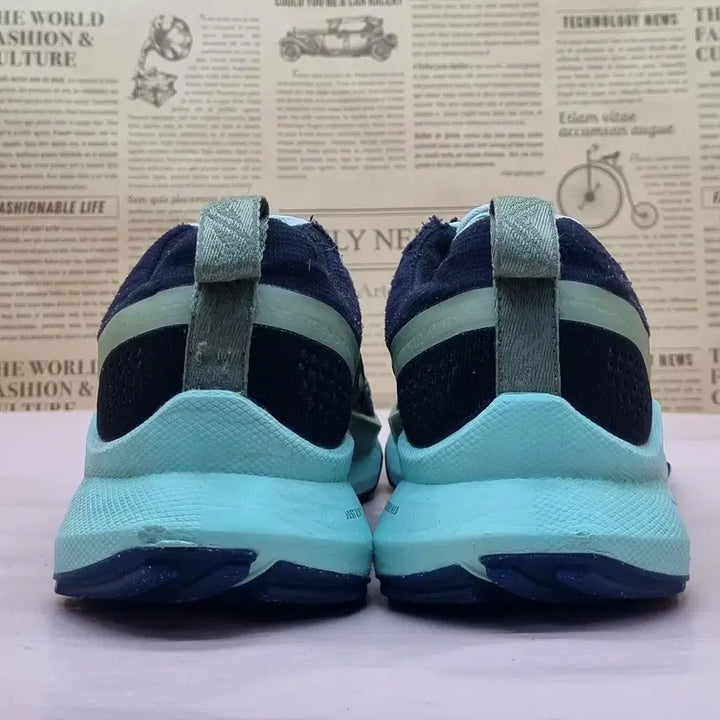 [BUNJANG] Nike React Pegasus Trail 4 Sneakers (255) / 나이키 리액트 페가수스 트레일4 운동화255