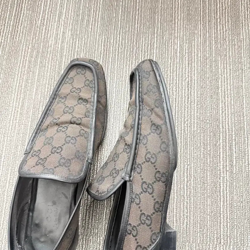 [BUNJANG] Gucci GG Supreme Canvas Loafer / 구찌 GG 슈프림 캔버스 로퍼(시그니처 GG 모노그램)